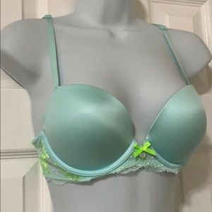 Victoria’s Secret 34C Push Up Convertible Back